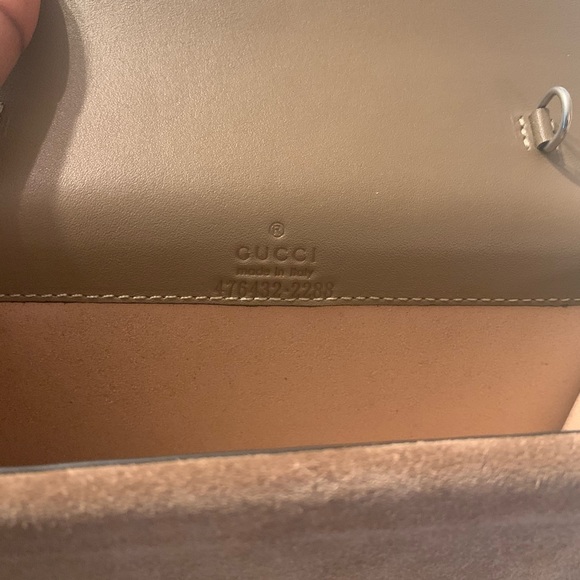 **SOLD** Gucci Mini purse - Picture 7 of 10